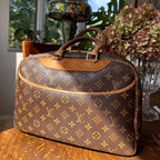 Louis Vuitton Deauville Monogram Tote