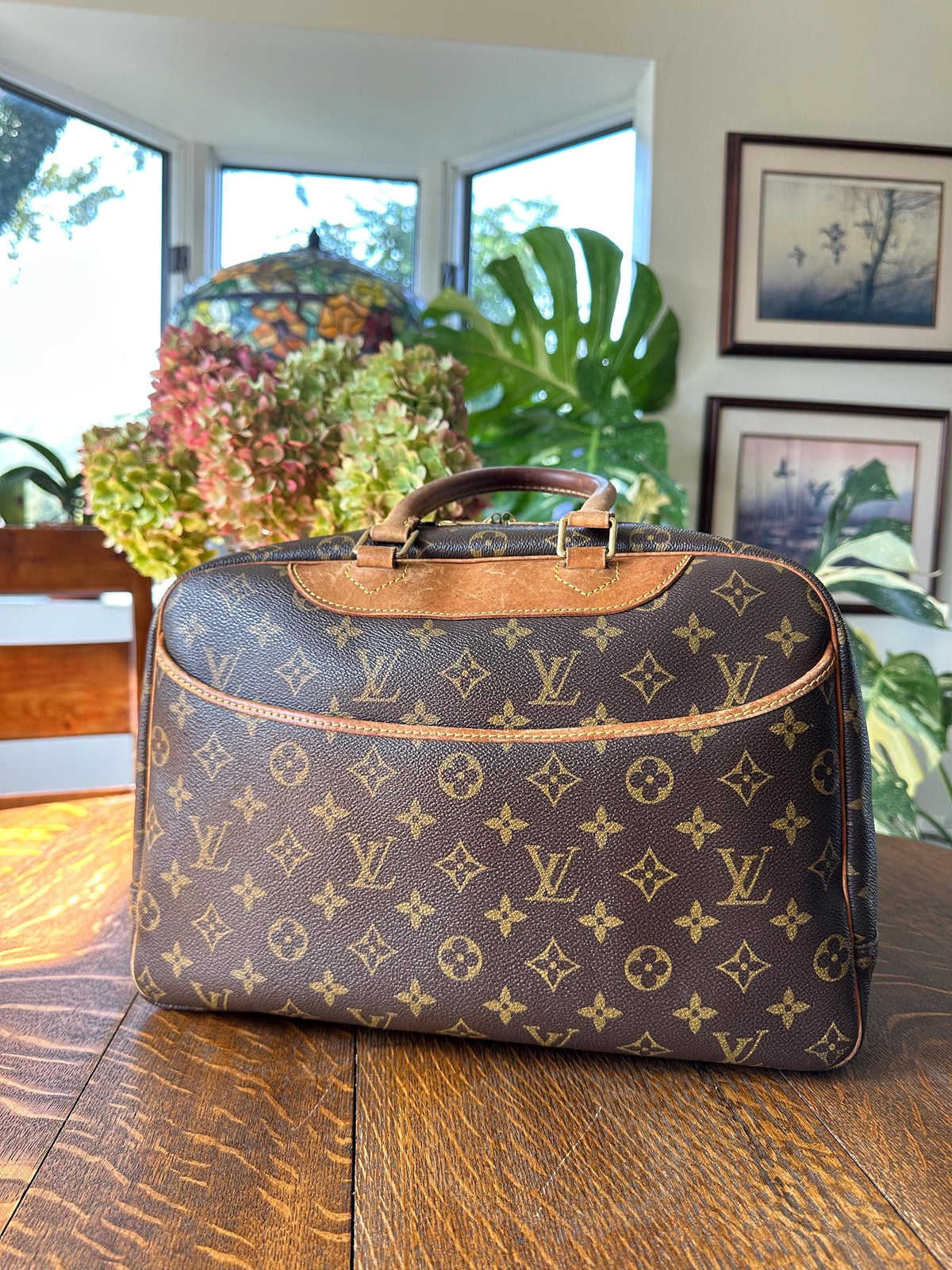 Louis Vuitton Deauville Monogram Tote