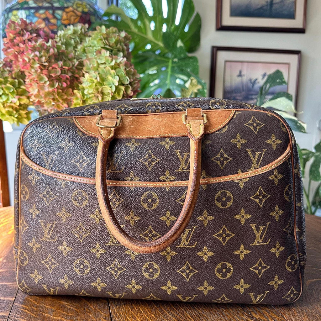 Louis Vuitton Deauville Monogram Tote