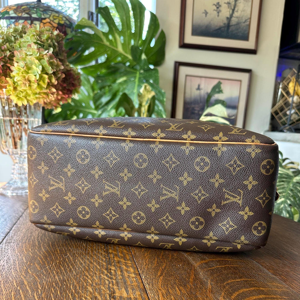 Louis Vuitton Deauville Monogram Tote