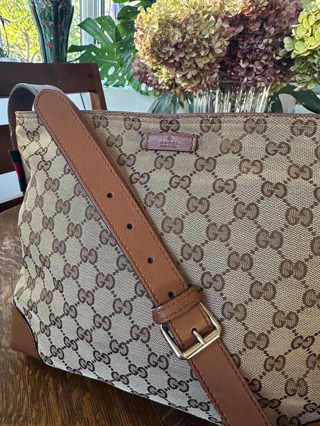Gucci GG Supreme Monogram Abbey Crossbody Bag