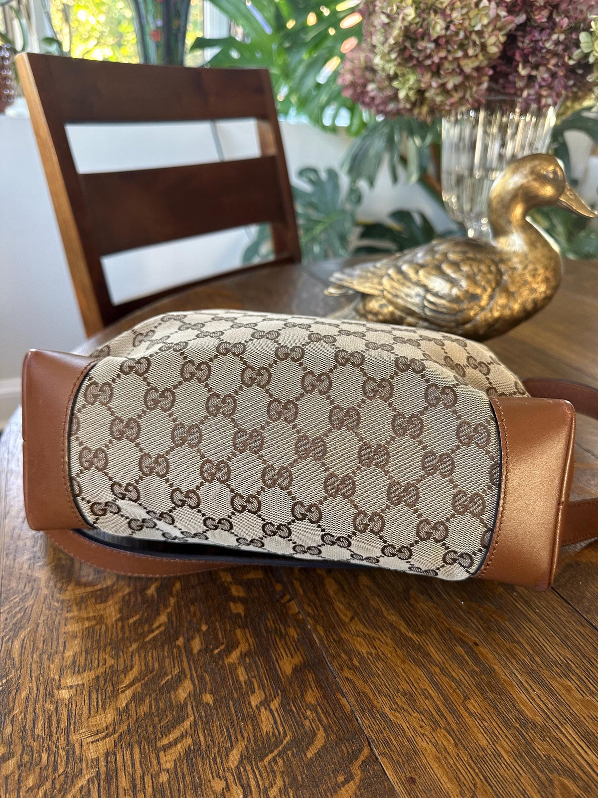 Gucci GG Supreme Monogram Abbey Crossbody Bag