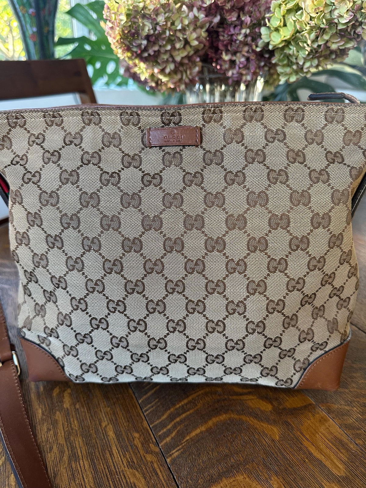 Gucci GG Supreme Monogram Abbey Crossbody Bag